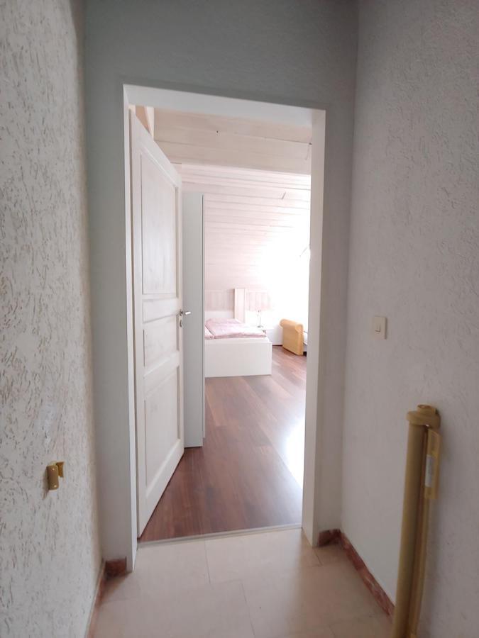 Modernes Apartment Zum Wohlfuehlen Kolbermoor Exteriér fotografie