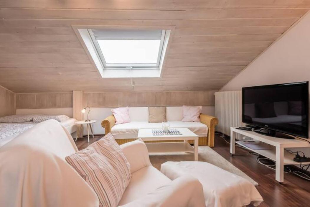 Modernes Apartment Zum Wohlfuehlen Kolbermoor Exteriér fotografie